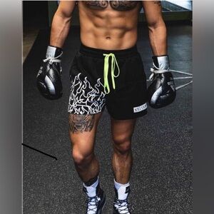 NWT gym Muay Thai flame shorts mid thigh retro fit size small Kill Crew black